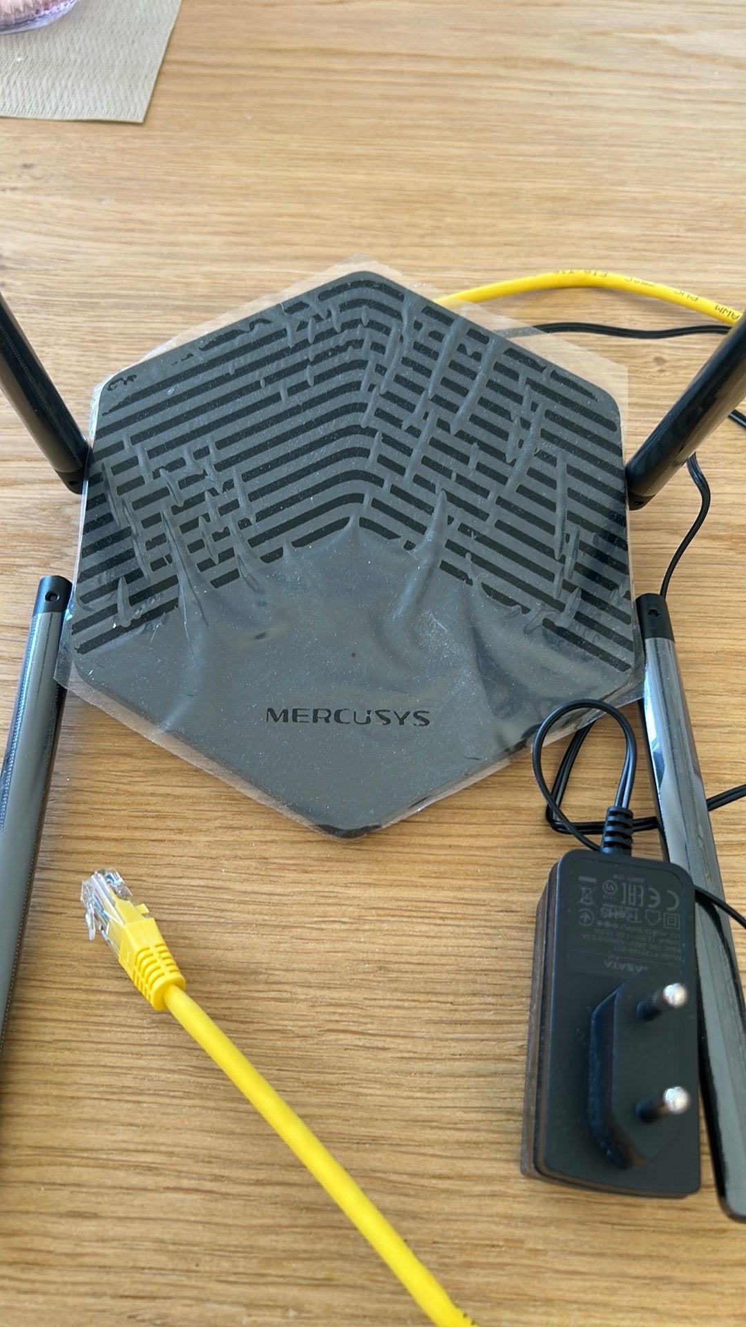 Mercusys-router, Computers en Software, Routers en Modems, Ophalen, Zo goed als nieuw, Router