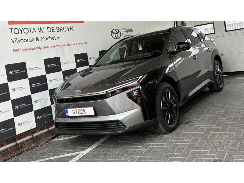 Toyota bZ4X Business STOCK, Autos, Toyota, Argent ou Gris, Achat, Entreprise, Noir