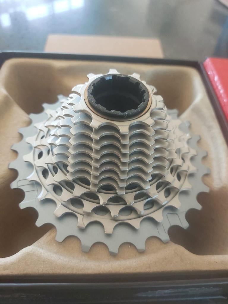 SRAM RED 12-speed cassette 28-10, Fietsen en Brommers, Fietsonderdelen, Ophalen, Nieuw, Crankstel of Pedalen