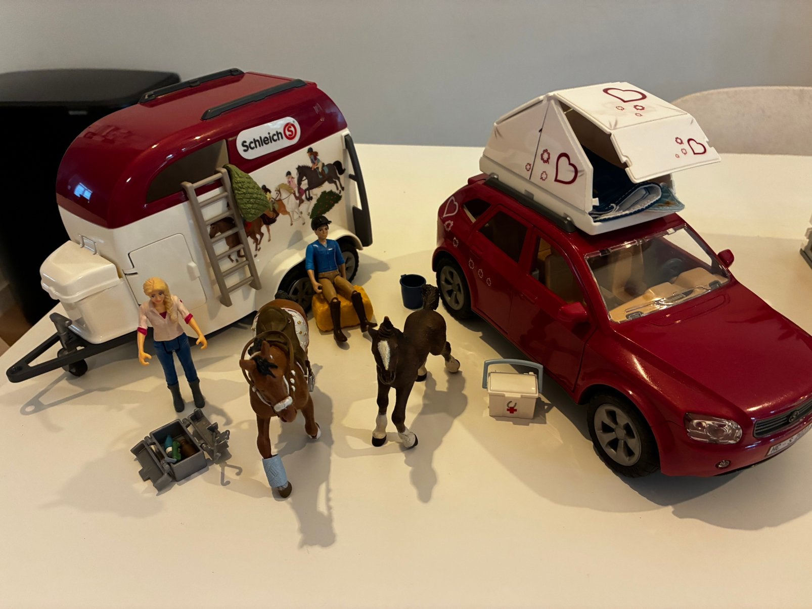 Paarden met toebehoren Schleich en Papo, Ophalen, Zo goed als nieuw