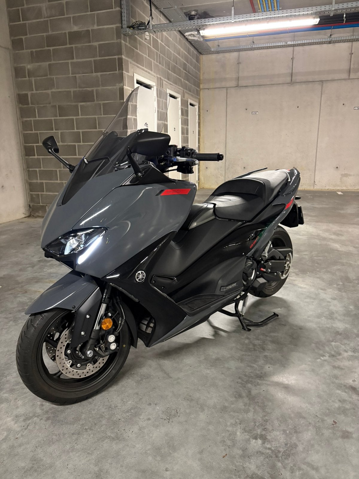 Yamaha TMAX 560 2020, Motoren, Particulier, Nieuw, Zadelverwarming