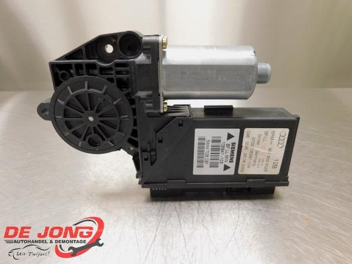 Moteur de vitre portière d'un Audi A4, -, 3 mois de garantie, Audi, Utilisé