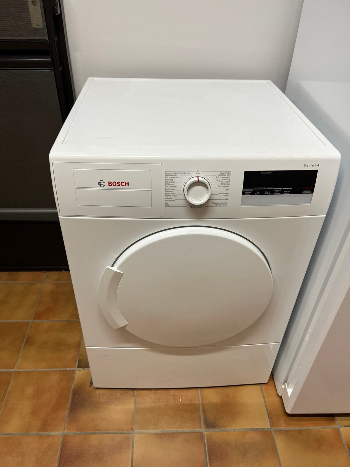 Bosch droogkast zeer goede staat, Elektronische apparatuur, Droogkasten, Ophalen, Zo goed als nieuw