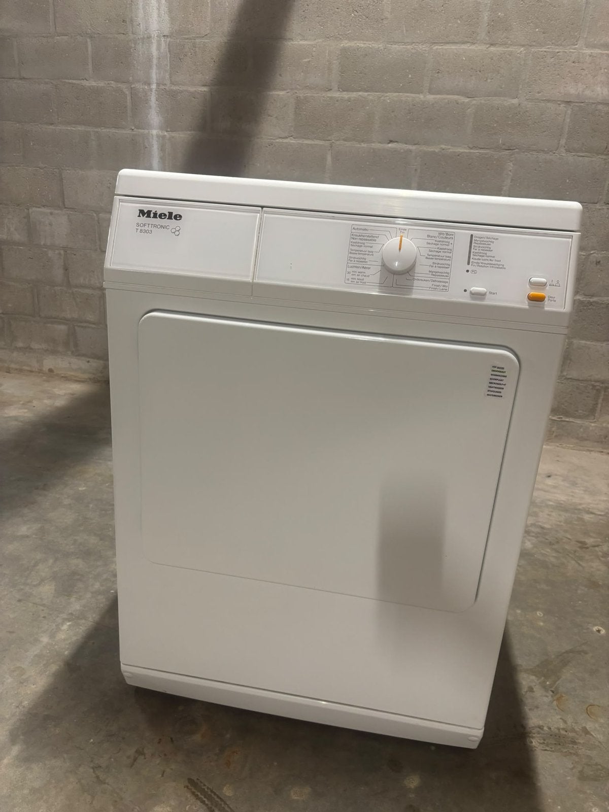 Droogkast miele met luchtafvoer, Elektronische apparatuur, 6 tot 8 kg, Luchtafvoer, Anti-kreukfase, Ophalen of Verzenden
