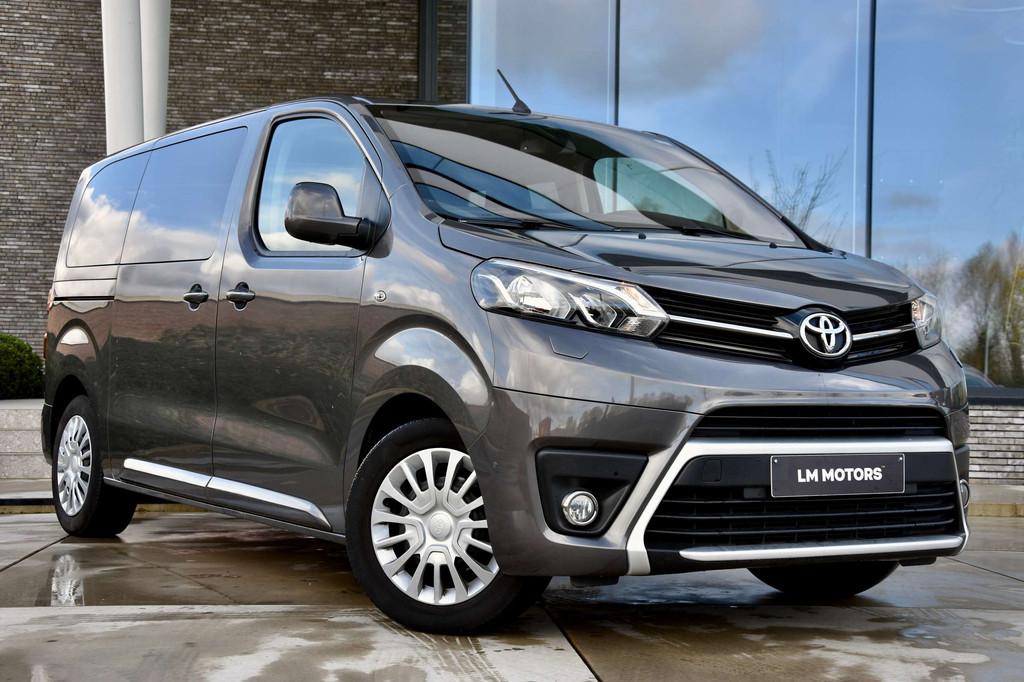 Toyota ProAce Proace Verso *8 ZIT PLAATSEN* (bj 2022), Auto's, Toyota, Voorwielaandrijving, Stof, Gebruikt, 4 cilinders