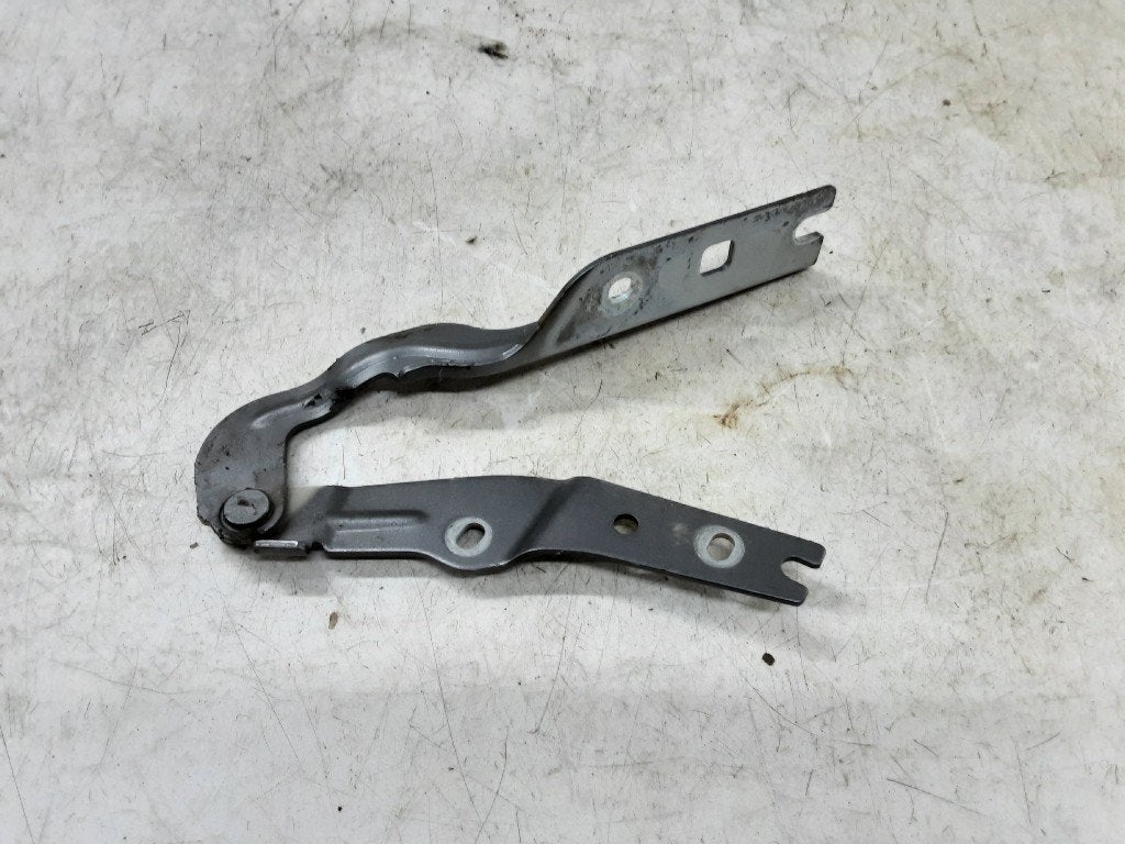 CHARNIERE DE CAPOT DROIT Volkswagen Golf VII Variant (AUVV), Autos : Pièces & Accessoires, Utilisé, Volkswagen