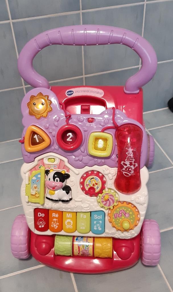 VTECH Super walker (français) avec lumière et son, Enfants & Bébés, Enlèvement ou Envoi, Comme neuf