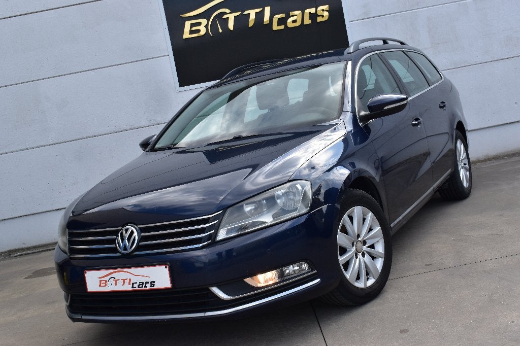 Volkswagen Passat Variant 1.6TDi || EXPORT, Auto's, Voorwielaandrijving, Stof, Zwart, 4 cilinders