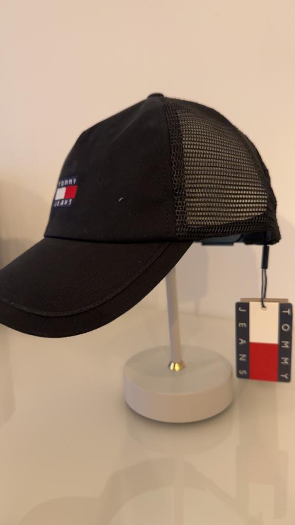Petten Tommy hilfiger, Vêtements | Hommes, Chapeaux & Casquettes, Enlèvement, Comme neuf