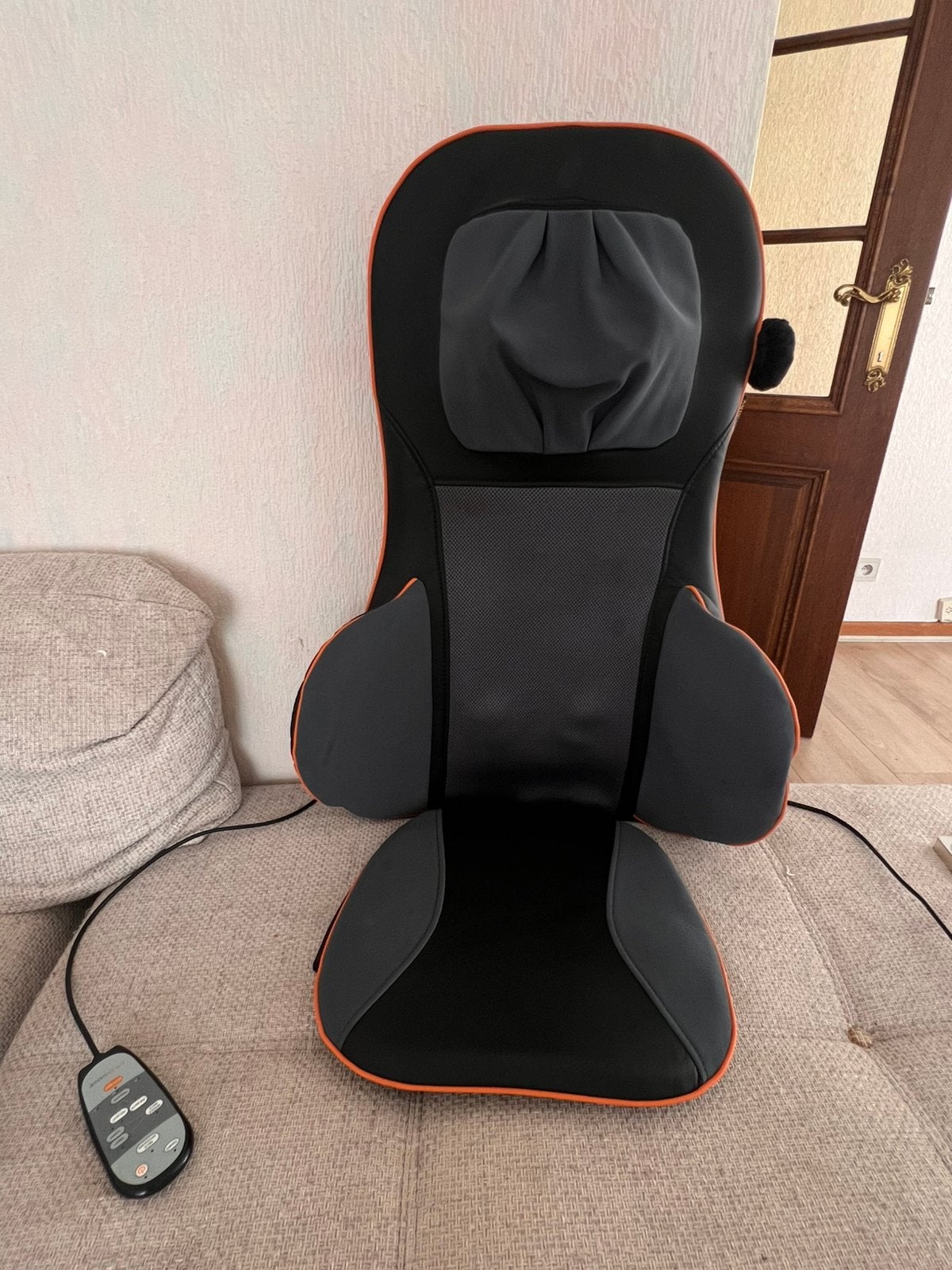 Medisana Massagezetel – Nek- en rugmassage – Warmtefunctie, Sport en Fitness, Ophalen, Zo goed als nieuw