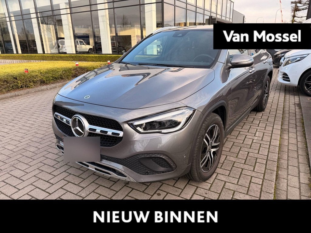 Mercedes-Benz GLA 200 Luxury Line + MULTIBEAM LED + PANO DAK, Autos, Electronic Stability Program (ESP), Argent ou Gris, Achat