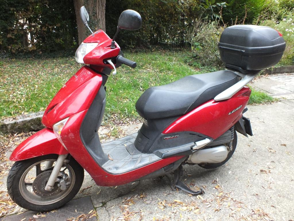 Honda Lead 110 - Scooter, Motoren, Scooter, Gebruikt, Particulier, 110 cc