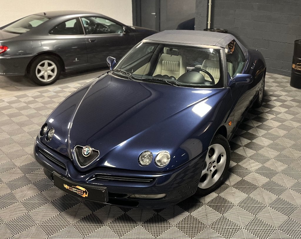 Alfa Roméo Spider 2.0i CT OK Garantie 1 An, Autos, Cuir, Beige, Spider, Particulier
