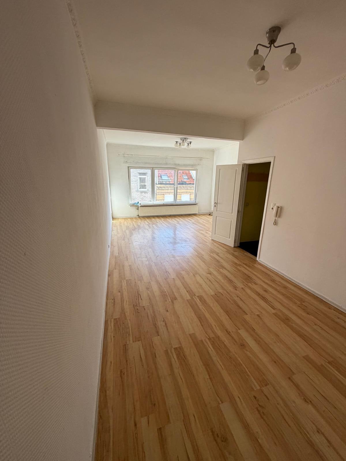 Appartement duplex met 4 slaapkamers te huur in Merksem, Antwerpen (stad)