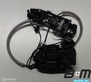 Deurslot Golf 6 cabrio rechts voor 3 deurs 5K1837016B, Utilisé