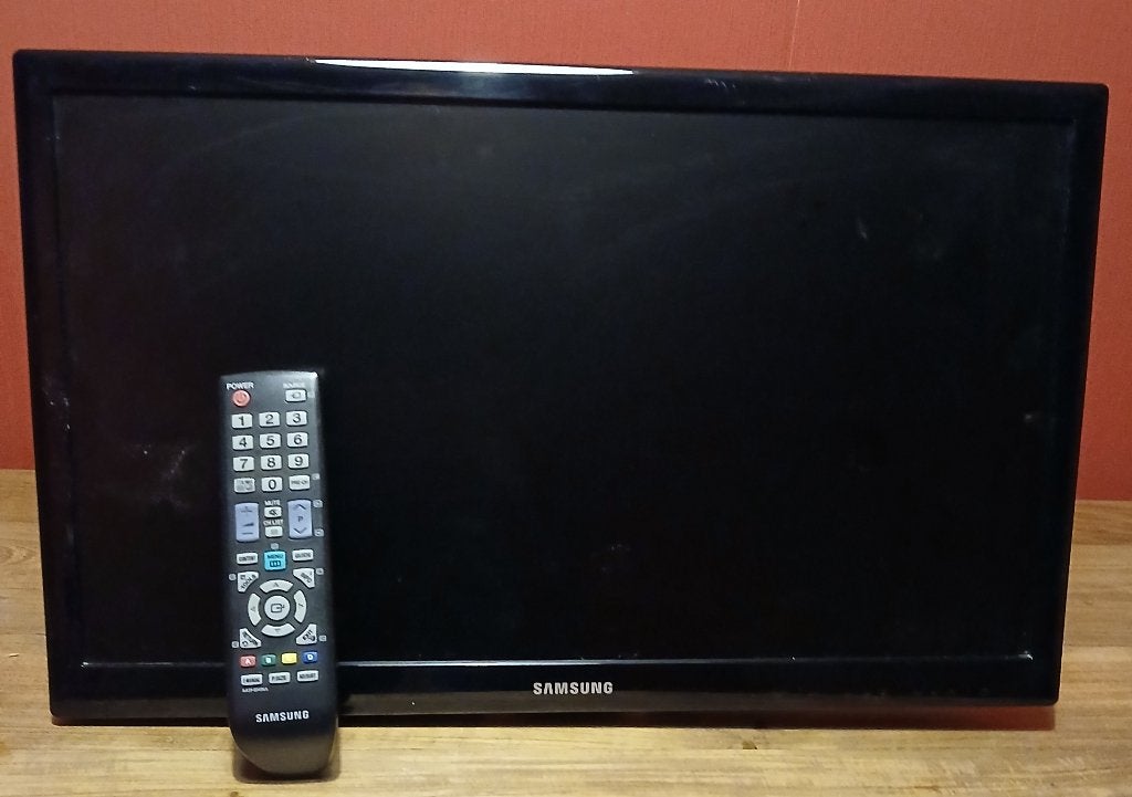 SAMSUNG LED TV MET OPHANGBEUGEL, Audio, Tv en Foto, Televisies, Ophalen, 40 tot 60 cm, LED, Samsung