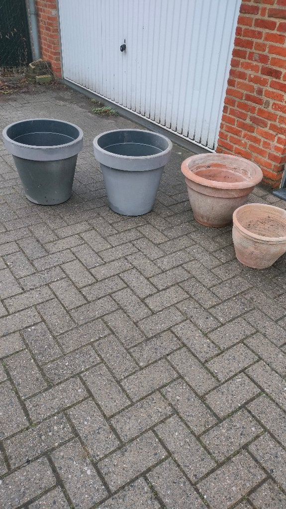 bloempotten, Gebruikt, Rond, Aardewerk, 40 tot 70 cm