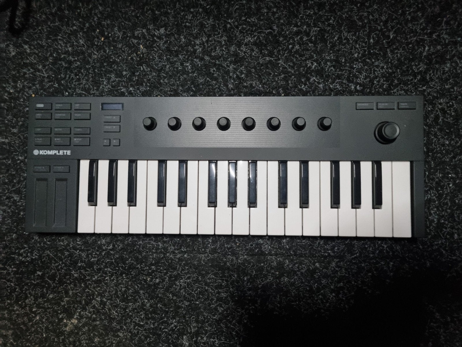 Komplete Kontrol M32 Native Instruments, Muziek en Instrumenten, Midi-apparatuur, Ophalen, Zo goed als nieuw