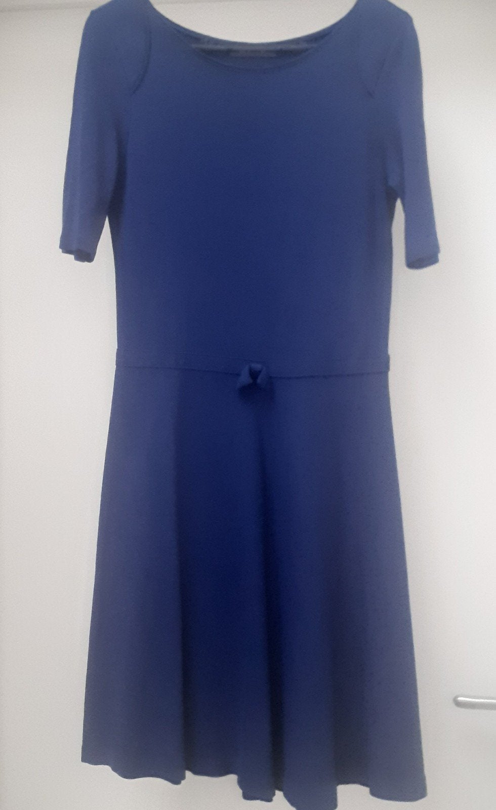 Robe moyenne Pauline B, Vêtements | Femmes, Robes, Enlèvement ou Envoi