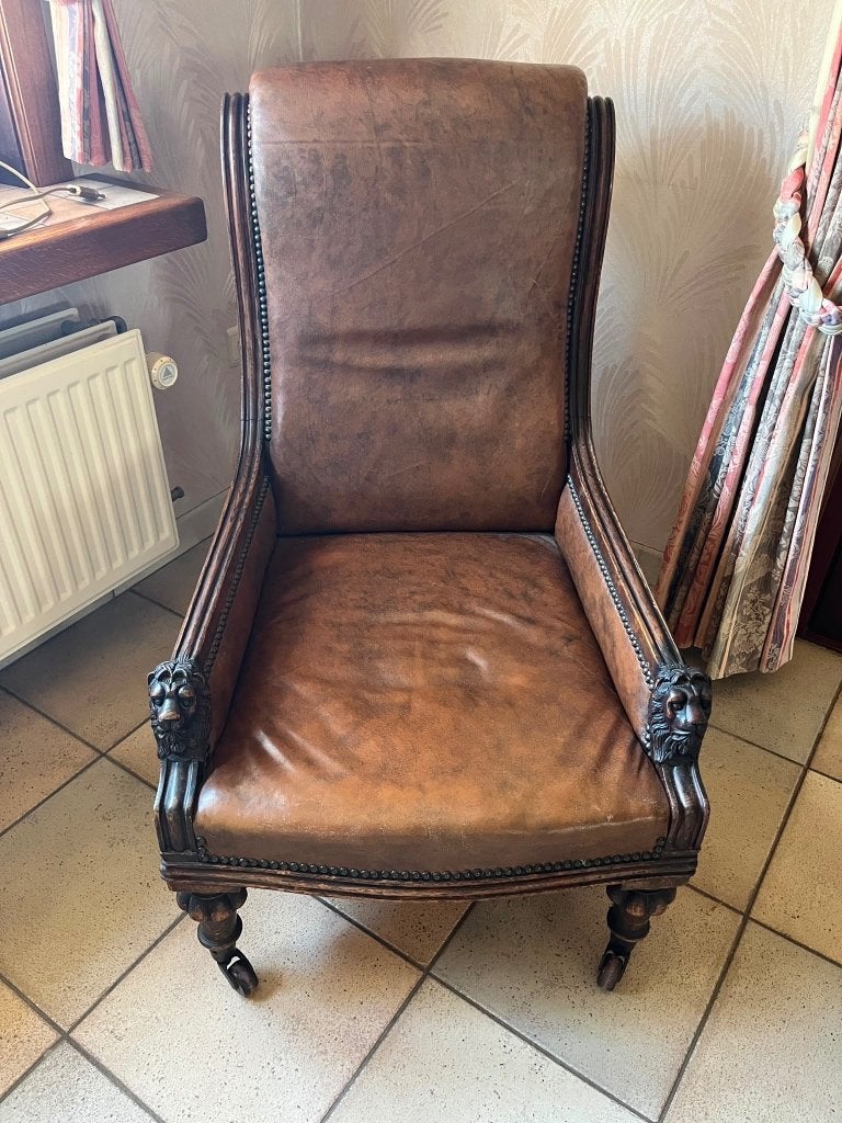 Deux fauteuils anciens, Antiquités & Art, Enlèvement