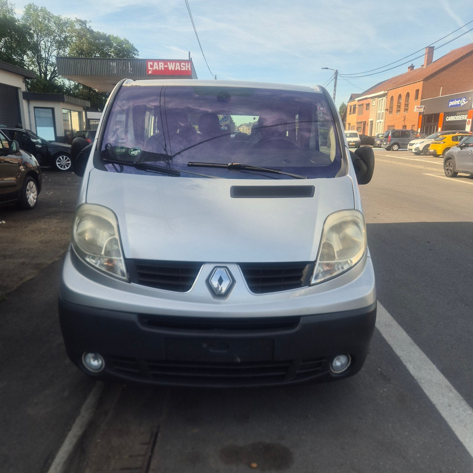 Renailt trafic 2.0 dci 9 places climatisation 390000 km, Argent ou Gris, Achat, 6 portes, Boîte manuelle