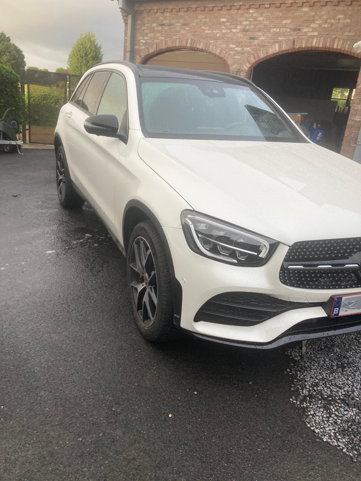 Mercedes GLC 300 hybride/diesel 4 matic AMG Line, Auto's, Mercedes-Benz, Automaat, Wit, Leder, GLC