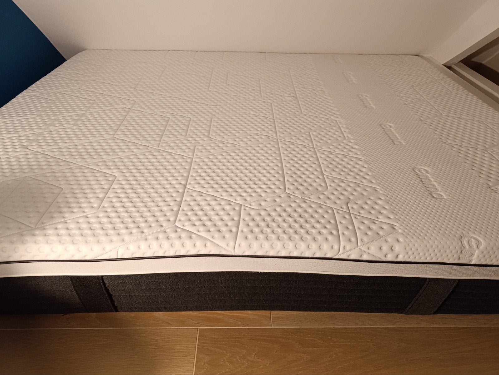 Matelas Emma Diamonds Cool, Matelas, Enlèvement ou Envoi, Comme neuf, 200 cm