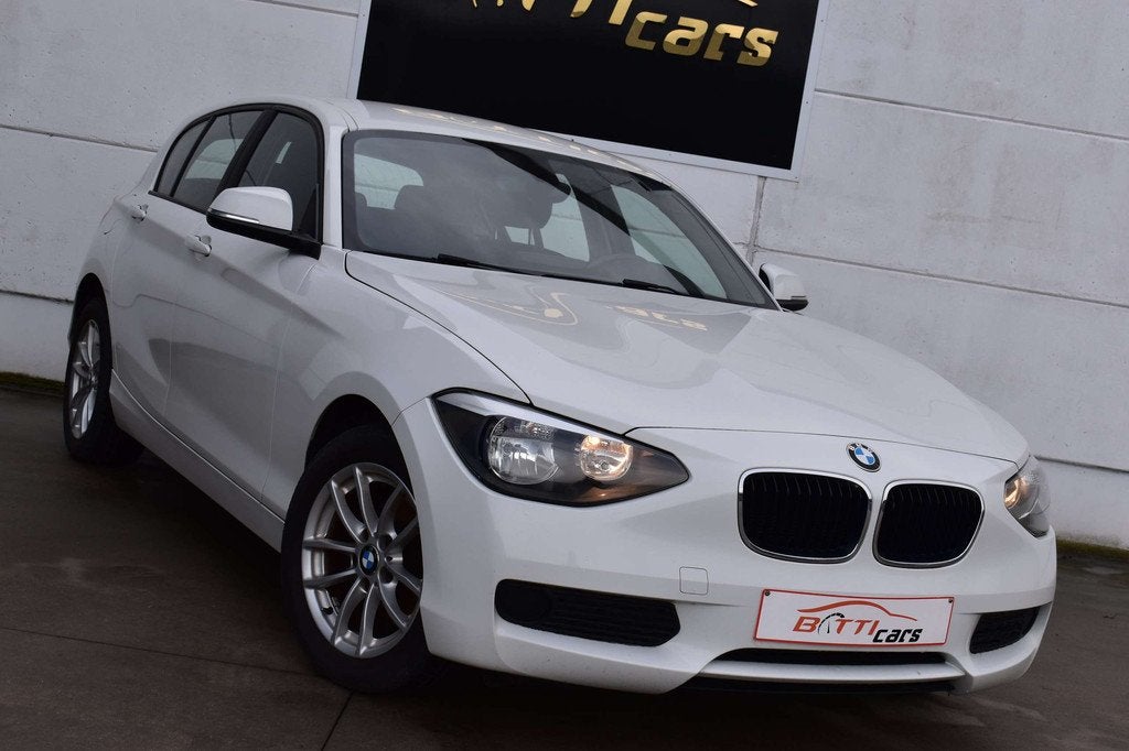 BMW 1 Serie 114 1.6i* Radio/CD* 2-zone Airco* PDC* 16" velg, Voorwielaandrijving, 75 kW, Gebruikt, 4 cilinders