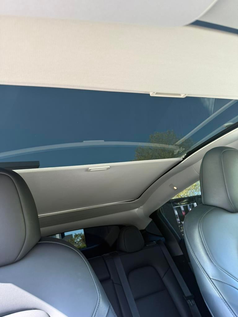Tesla model Y zonnescherm- sunroof 190€, Auto-onderdelen, Ophalen, Nieuw
