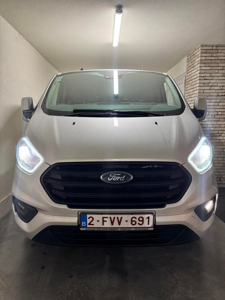 Ford Transit Custom très bonne état camionnette, Autos, Argent ou Gris, Achat, 4 portes, Noir