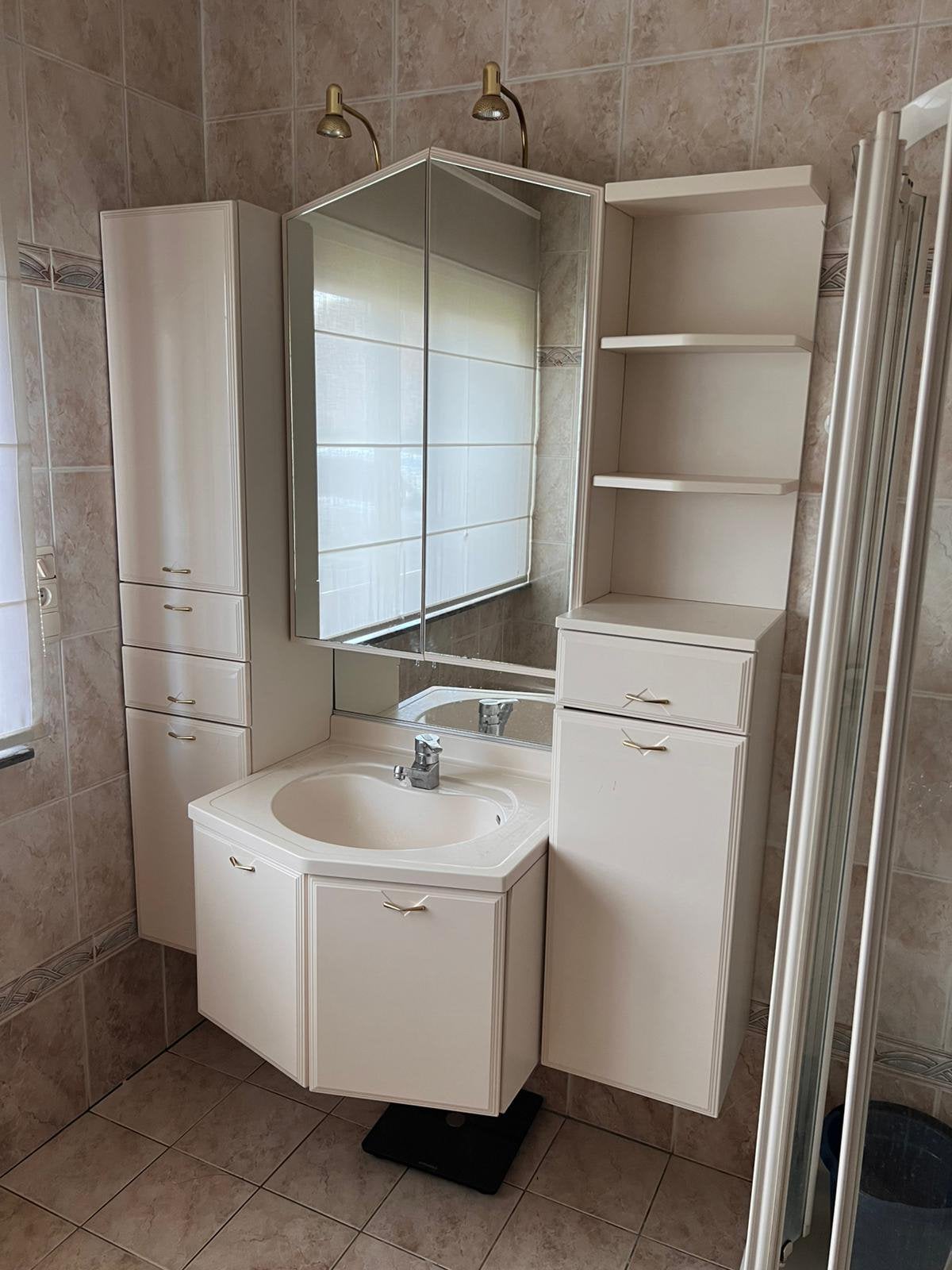 Gratis badkamer, Huis en Inrichting, Ophalen, Gebruikt, Met bad