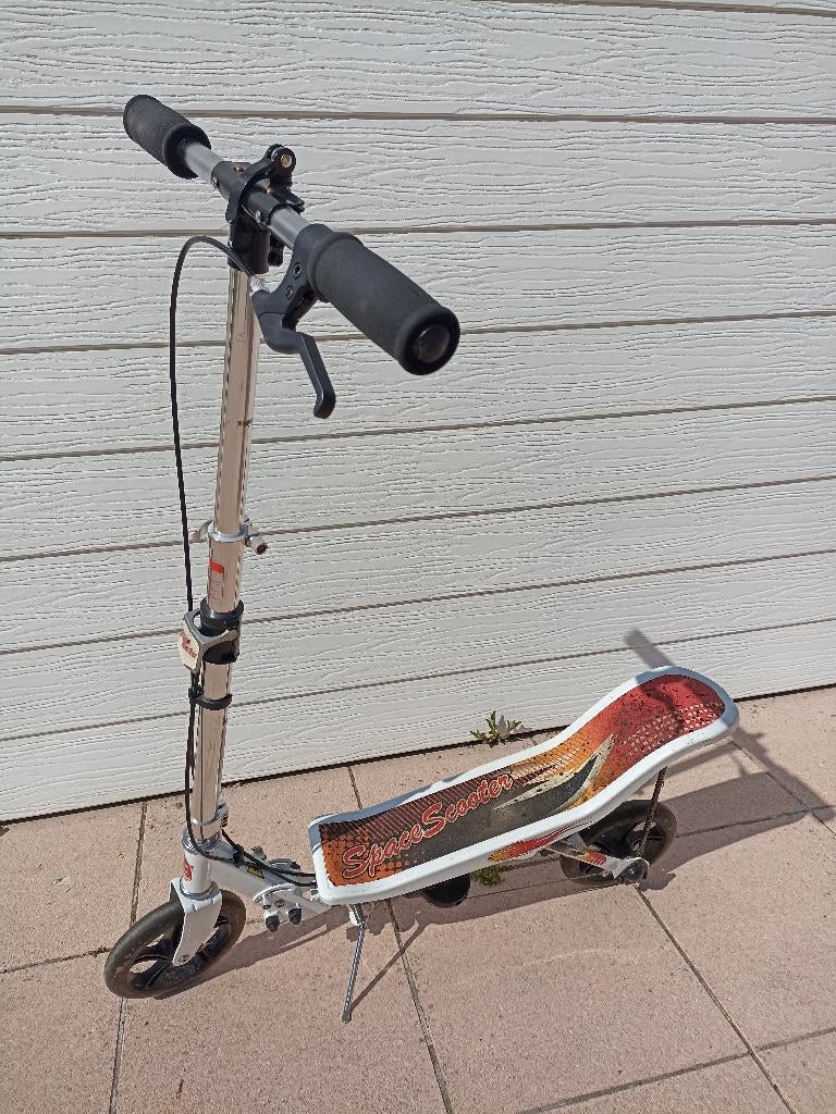 Space scooter, Ophalen, Zo goed als nieuw