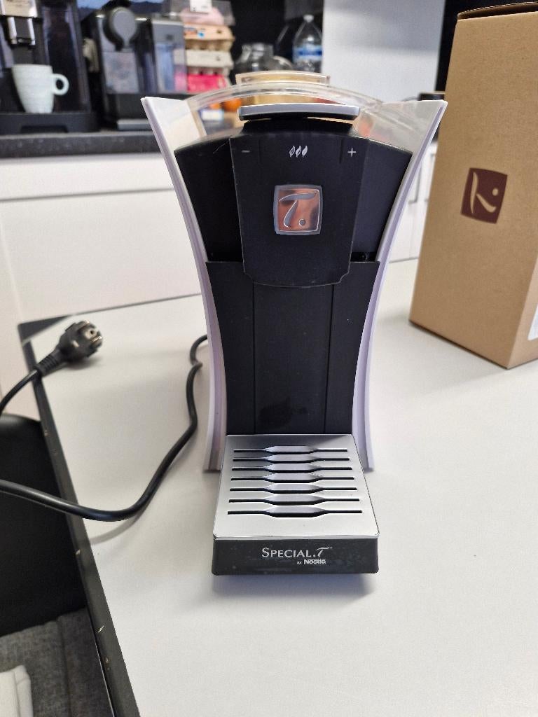 Special T machine met nieuw XL reservoir erbij, Elektronische apparatuur, Ophalen, Zo goed als nieuw
