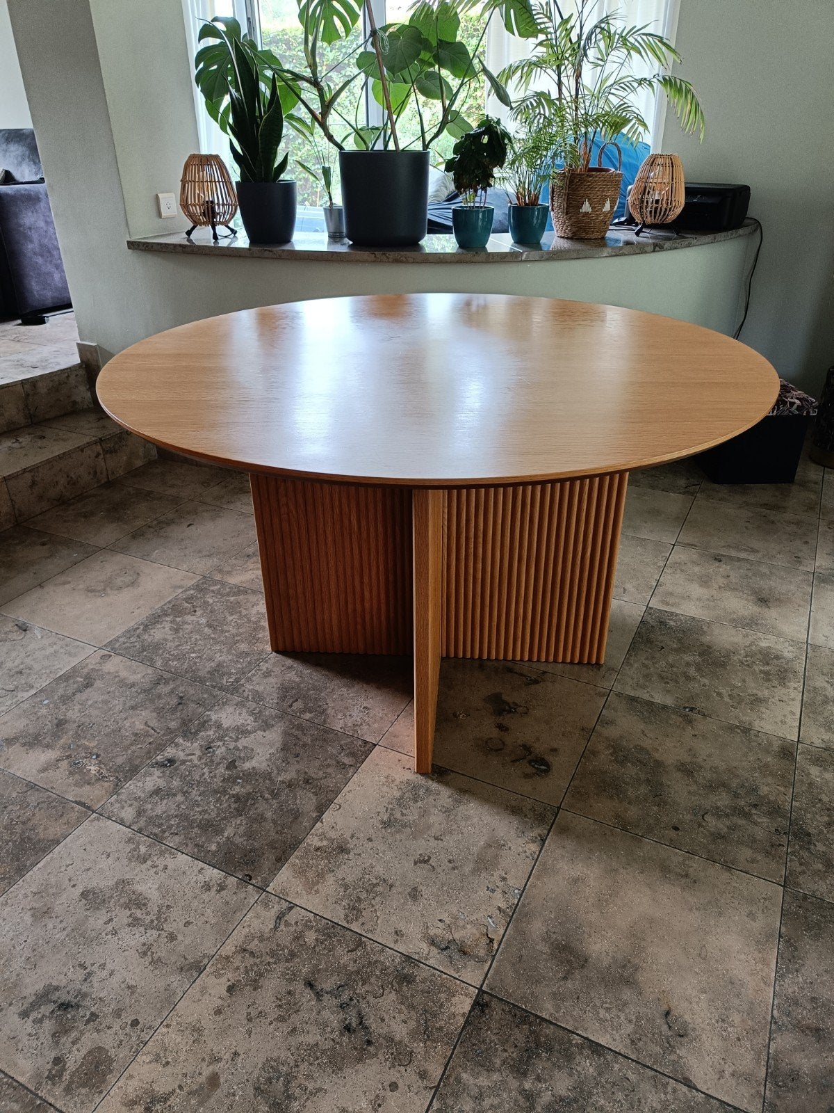 Stevige ronde eettafel 130cm, eiken fineer., 100 à 150 cm, Cinq personnes ou plus, Rond, Comme neuf