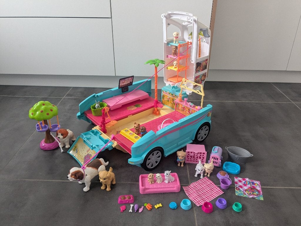 Speelgoed - lot barbie - auto met puppy 's en dieren + pop, Ophalen, Gebruikt, Barbie