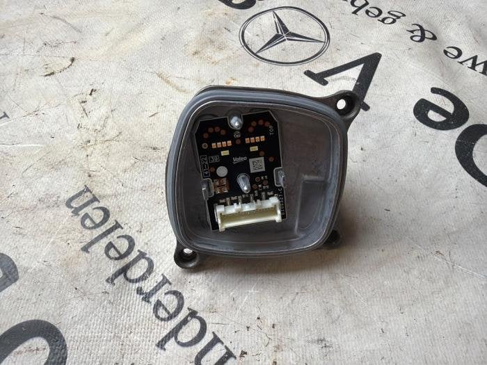 Module phare LED d'un Mercedes Sprinter, Autos : Pièces & Accessoires, 3 mois de garantie, Utilisé, -, -