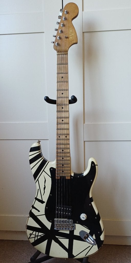 Fender EVH Eruption 78 Relic état neuf, Musique & Instruments, Enlèvement ou Envoi, Comme neuf, Solid body, Fender