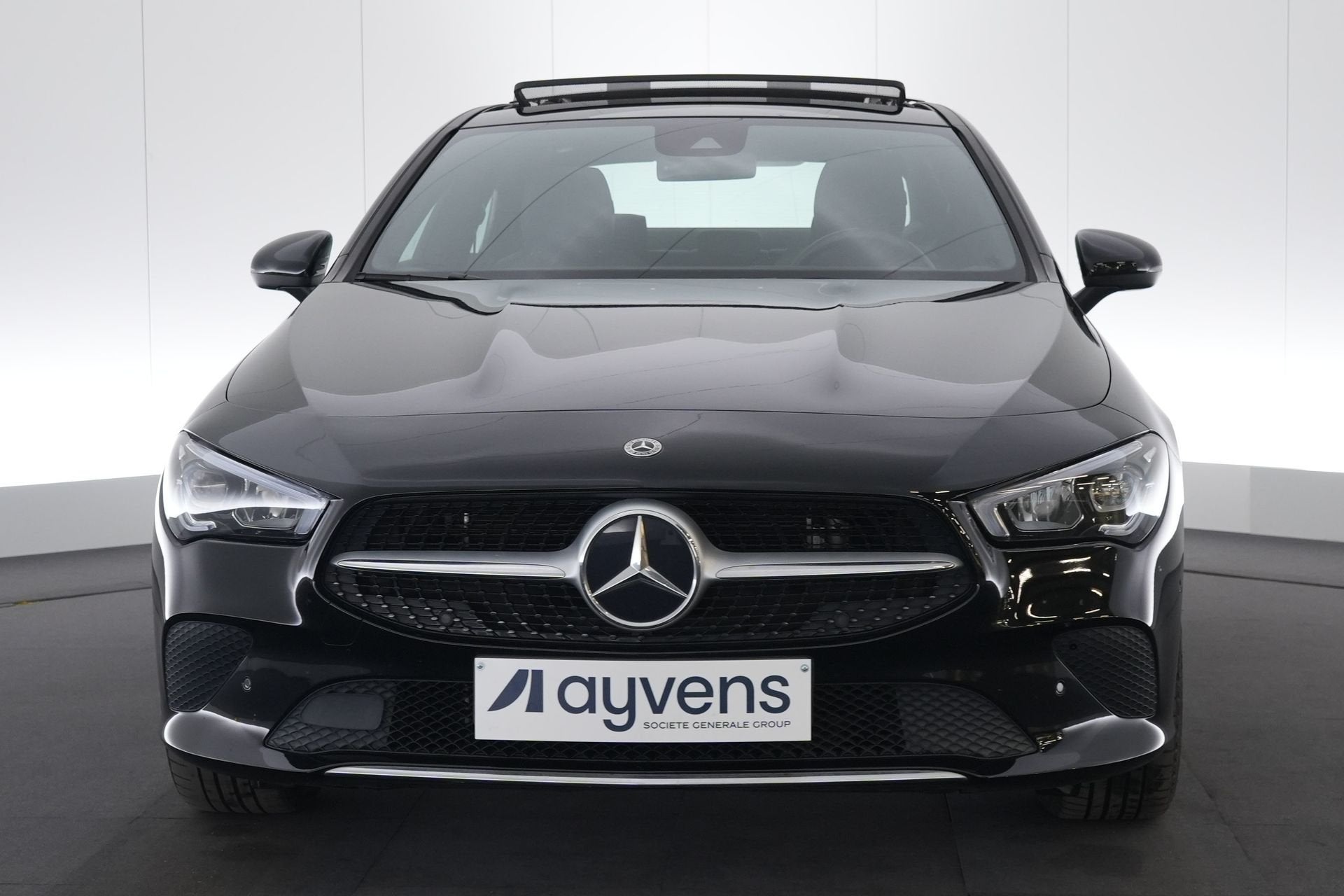 (2CFU081) MERCEDES-BENZ CLA, Auto's, Gebruikt, Euro 6, Parkeersensor, Zwart