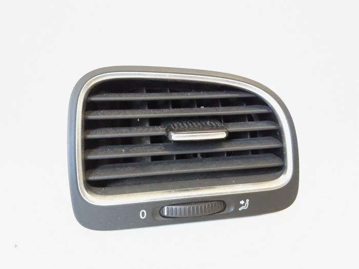 Luchtrooster Dashboard van een Volkswagen Golf, Gebruikt, -, Volkswagen, -