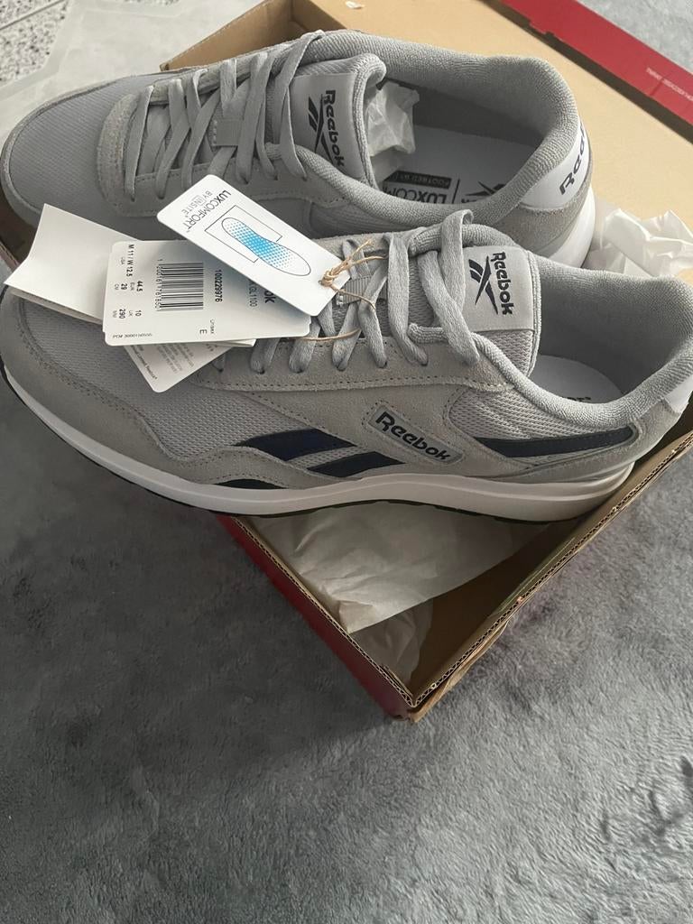 Chaussure homme  reebok taille 44,5, Vêtements | Hommes, Enlèvement ou Envoi, Comme neuf