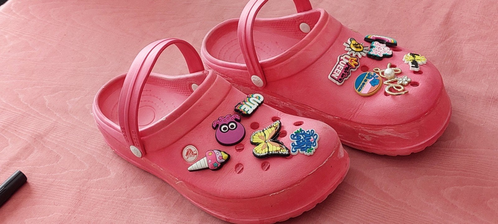 Speciale crocs maat 41, Crocs, Ophalen of Verzenden, Zo goed als nieuw, Overige typen