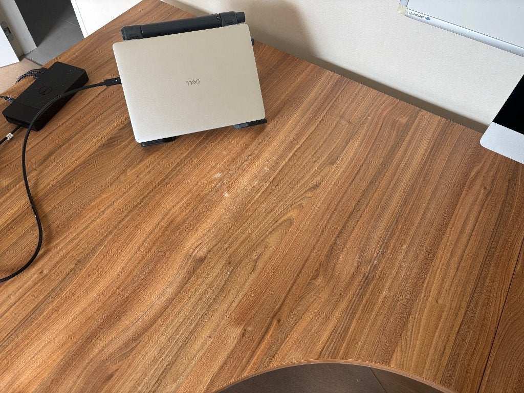 Bureau Ahrend 7,6m x 2m, Huis en Inrichting, Bureaus, Ophalen, Gebruikt, Hout, Kabelgoot