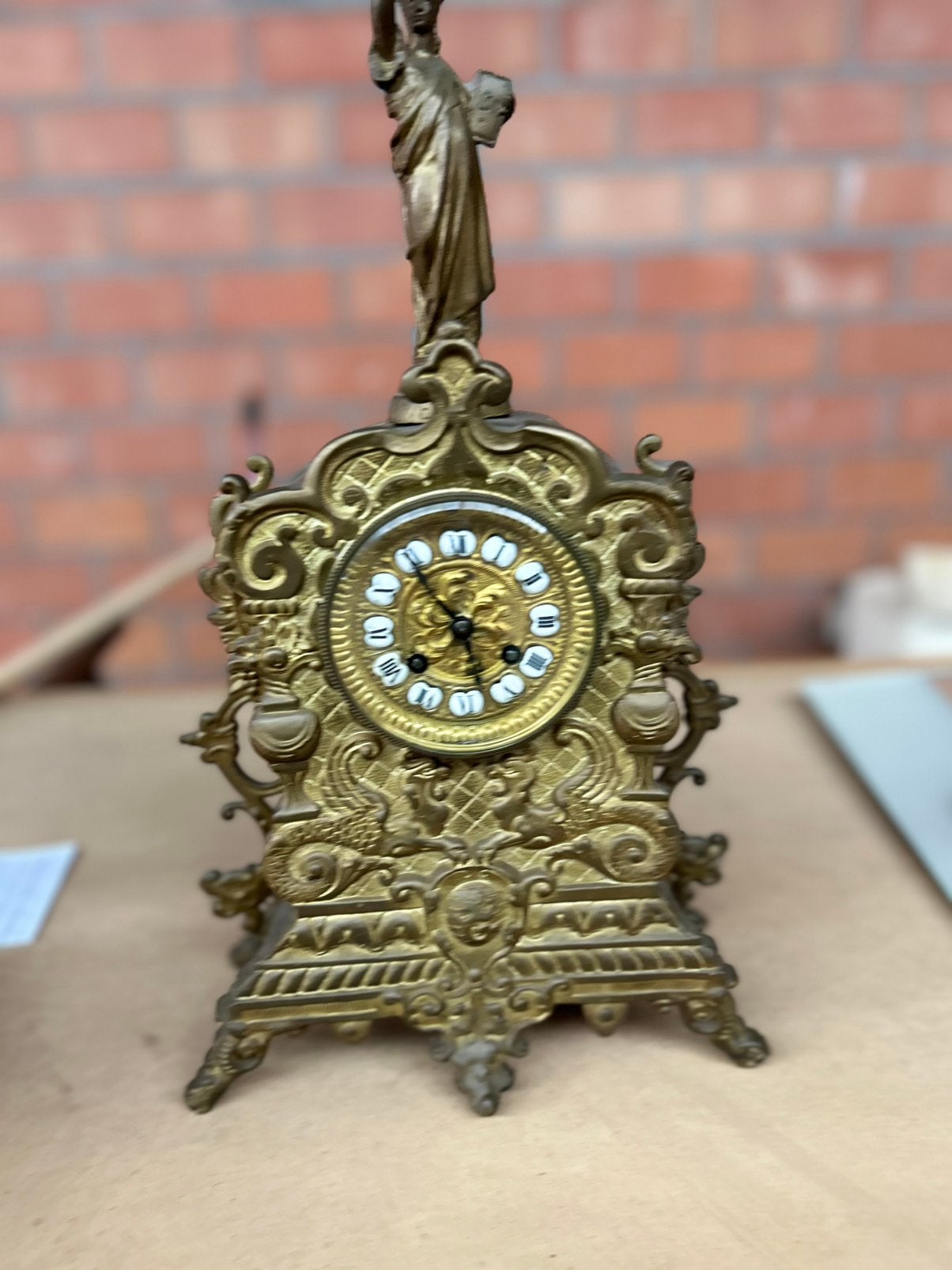 Koperen klokje (oud), Ophalen