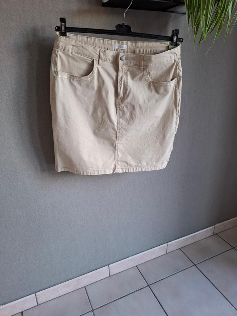 Rok beige mt 44, Ophalen of Verzenden, Beige