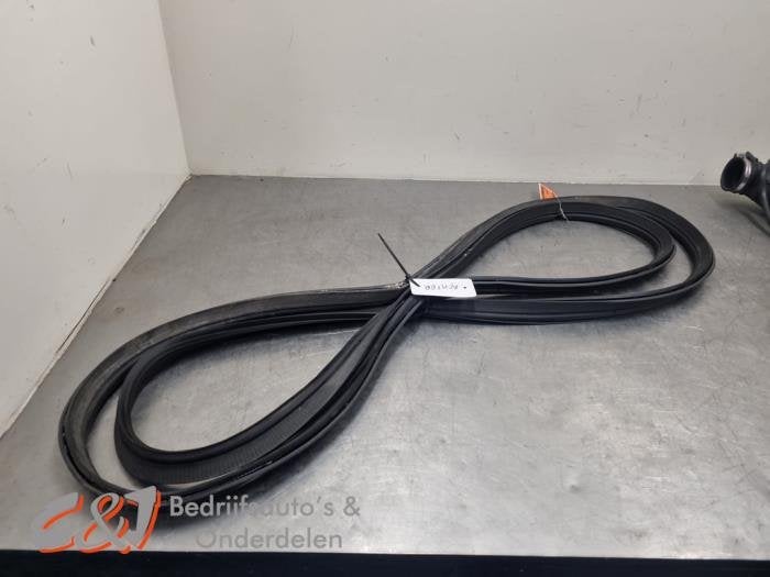 Achterkleprubber van een Ford Transit Custom, Gebruikt, -, -, Ophalen of Verzenden