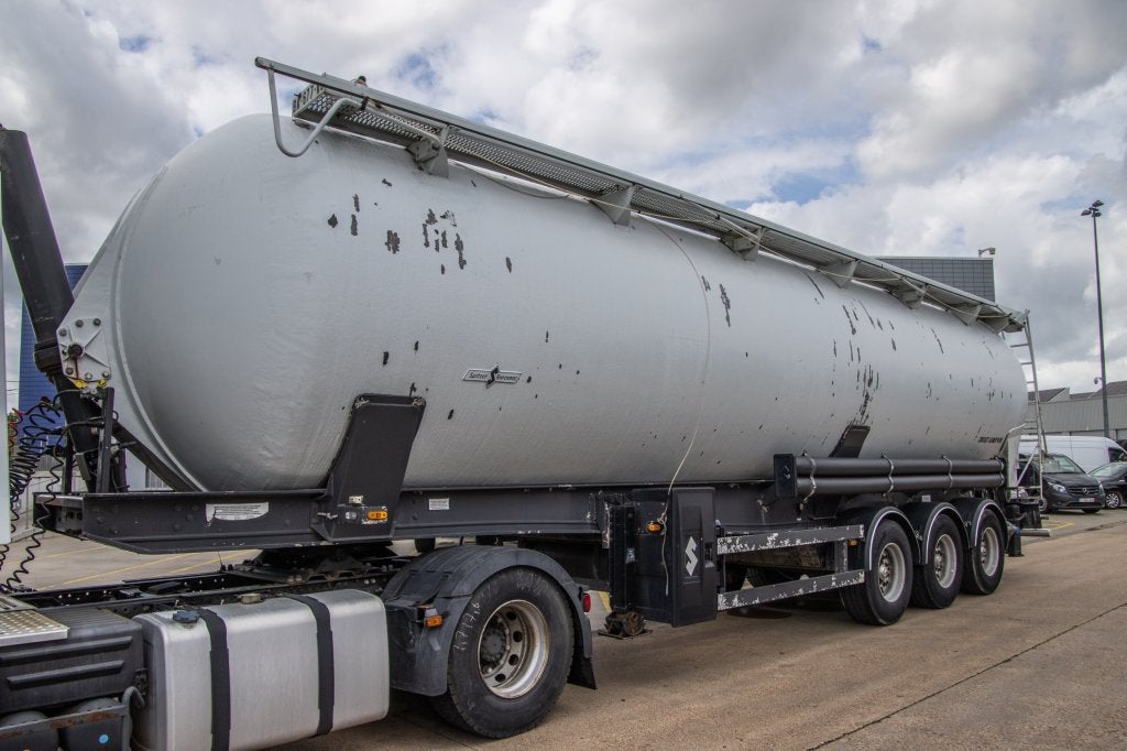 Spitzer Silo EUROVRAC-SK 2460 60M³/5xCOMP (bj 2010), Auto's, Overige brandstoffen, Bedrijf, Aanhangers en Opleggers, Te koop