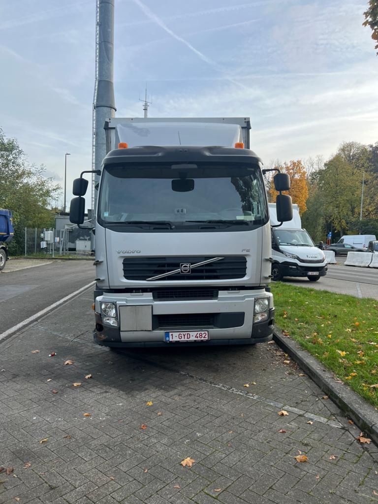 À vendre Qamion Volvo FE 320, Autos, Euro 5, Achat, Boîte manuelle, Diesel