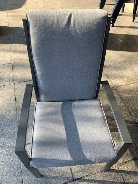 Lot de 2 chaises en aluminium gris HARTMAN FAUTEUIL VIENNA, Ophalen, Zo goed als nieuw, Aluminium, Stapelbaar