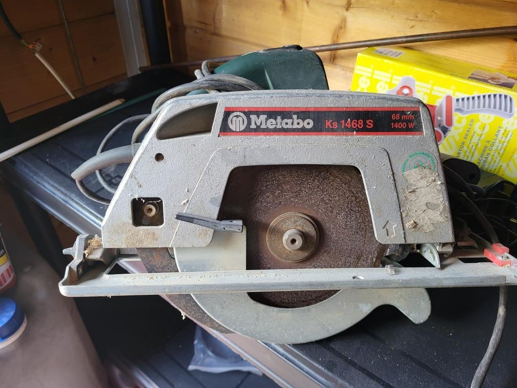 Zaag machine, Enlèvement