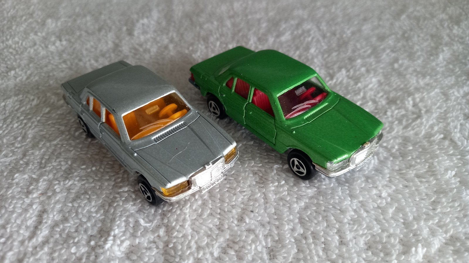 2x Majorette Mercedes, Ophalen of Verzenden, Majorette